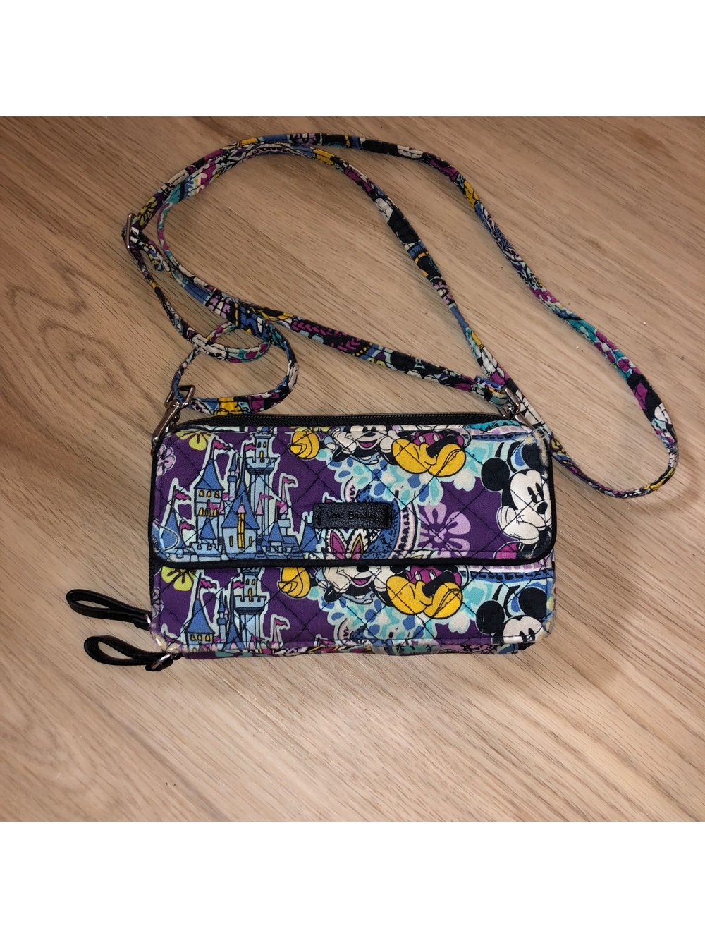 DISNEY VERA BRADLEY CASTLE MINNIE MICKEY CROSSBODY WALLET BAG WRISTLET PAISLEY